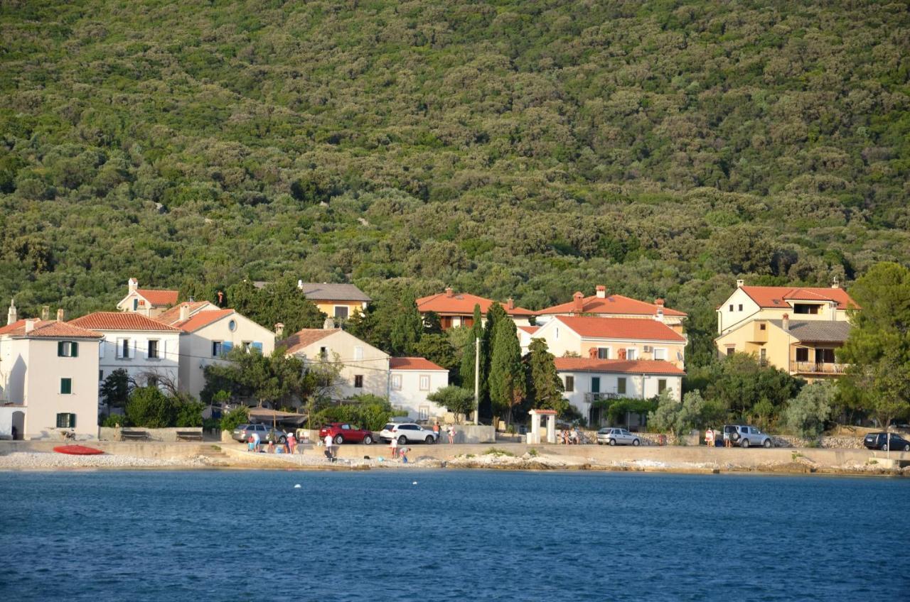 Apartments Martamare Martinšćica Exteriör bild